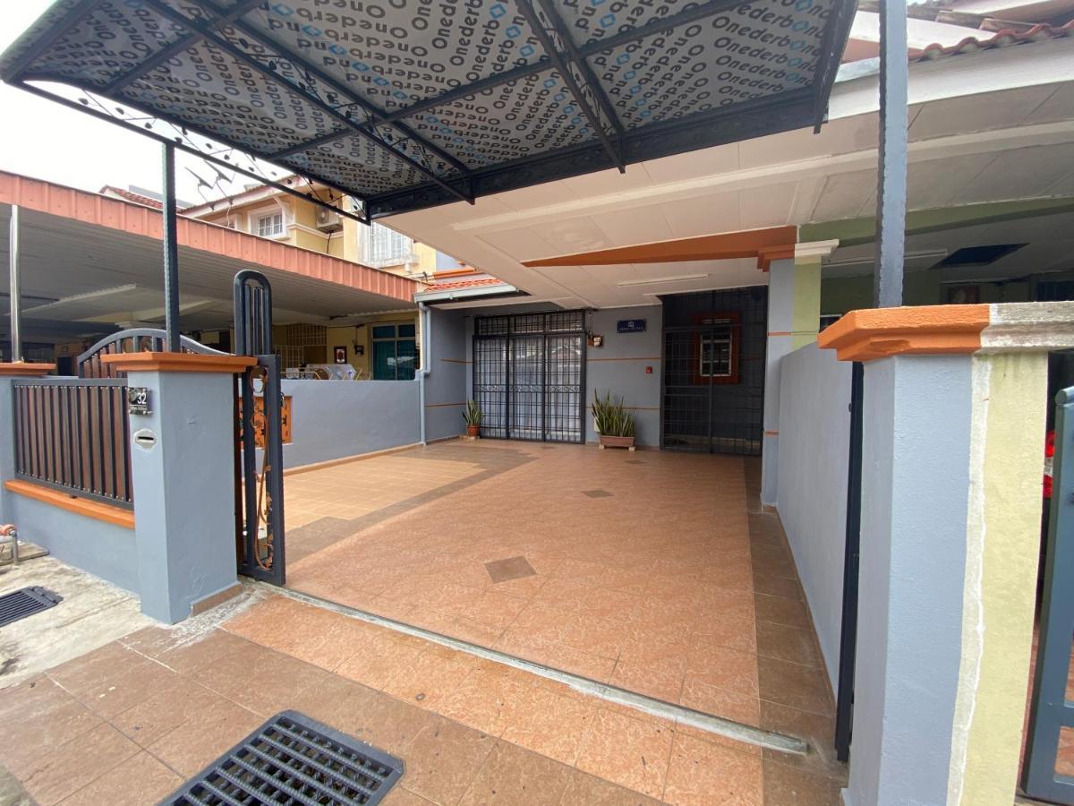 Comfy Sutera Seberang Jaya Villa Kampong Belah Dua Kültér fotó